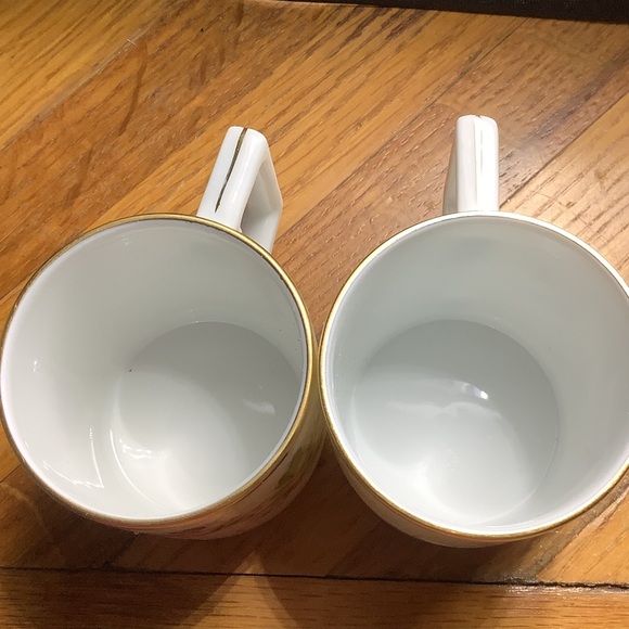 Two Hochst Germany Hand Painted Porcelain Demitasse Cups and Saucers. - Picture 9 of 15